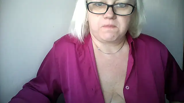 Snapshot of Mayya4321 chatting on October 2025 09:20:01 AM Mayya4321 online show from October 2025 09:20:01 AM