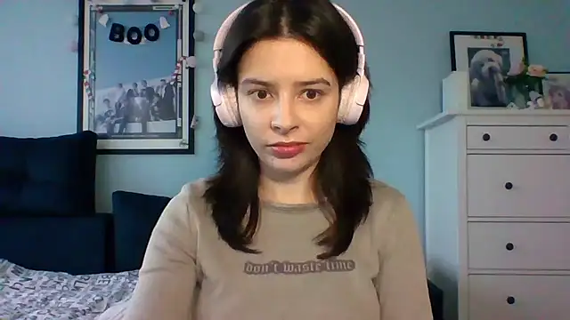 LariceSexy online show from November 2025 01:23:01 PM