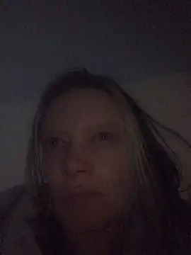 Snapshot of blondey206 chatting on March 2025 01:37:02 AM blondey206 online show from March 2025 01:37:02 AM