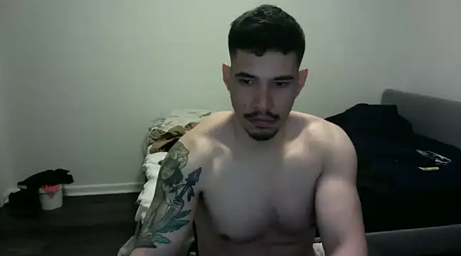 Snapshot of NicaBOi chatting on March 2025 01:40:01 PM NicaBOi online show from March 2025 01:40:01 PM