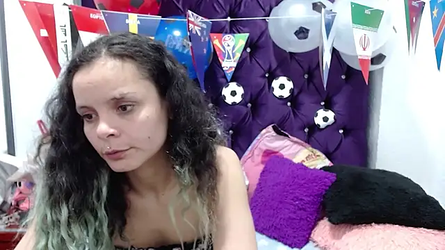 Ariasmithog online show from June 2026 02:33:01 AM