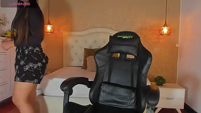 Snapshot of Hadley_ chatting on September 2025 03:09:02 AM Hadley online show from September 2025 03:09:02 AM