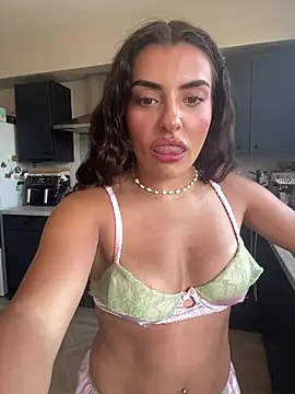 cute carly  online show from June 2026 09:47:01 AM