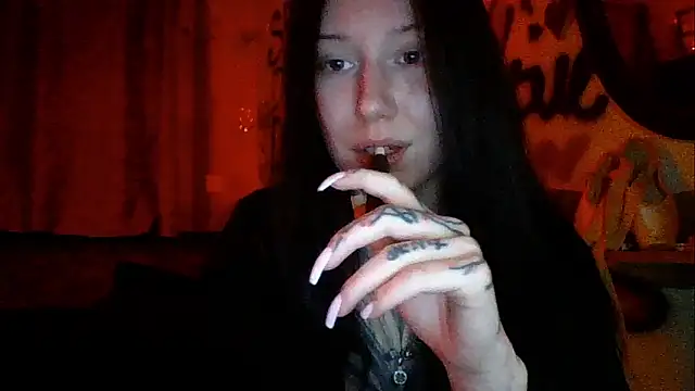 Snapshot of RussNocturnal chatting on February 2025 06:19:01 PM RussNocturnal online show from February 2025 06:19:01 PM