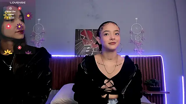 violet thomson online show from February 2025 03:58:02 AM