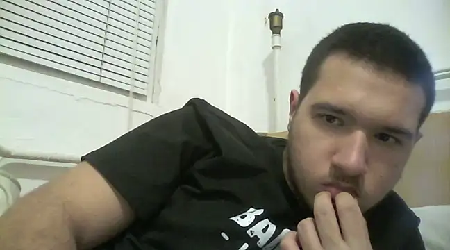 Drag Queen online show from March 2025 07:16:01 PM