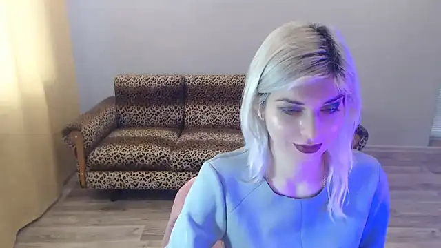 Snapshot of SexyBeatriice chatting on January 2025 07:07:02 AM SexyBeatriice online show from January 2025 07:07:02 AM