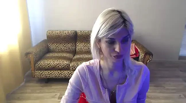 Snapshot of SexyBeatriice chatting on March 2025 07:15:01 AM SexyBeatriice online show from March 2025 07:15:01 AM