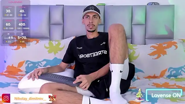 Snapshot of Sam_culhane chatting on December 2025 07:54:02 PM Sam culhane online show from December 2025 07:54:02 PM