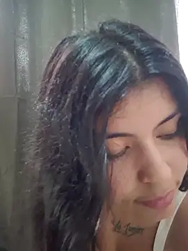 Snapshot of Angela_Sophie chatting on November 2025 07:27:01 PM Angela Sophie online show from November 2025 07:27:01 PM