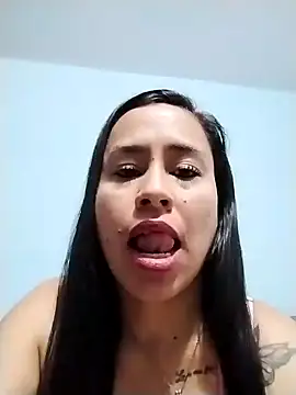 Snapshot of kamila_lovee chatting on January 2025 04:45:01 PM kamila lovee online show from January 2025 04:45:01 PM