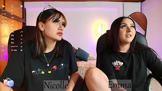 Snapshot of _Emma11 chatting on February 2025 01:19:02 AM Emma11 online show from February 2025 01:19:02 AM