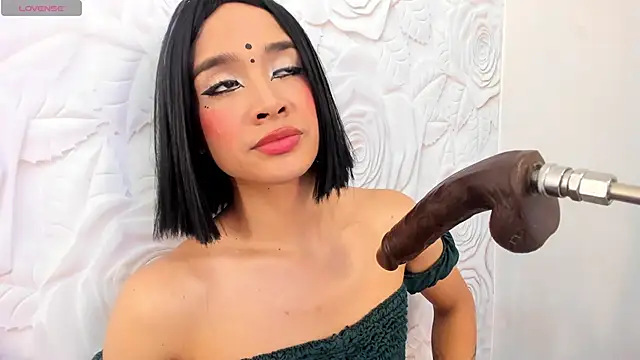 Sarahi Camila online show from October 2025 09:16:01 PM