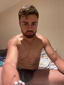 Snapshot of hornytwins15 chatting on February 2025 04:58:02 AM hornytwins15 online show from February 2025 04:58:02 AM