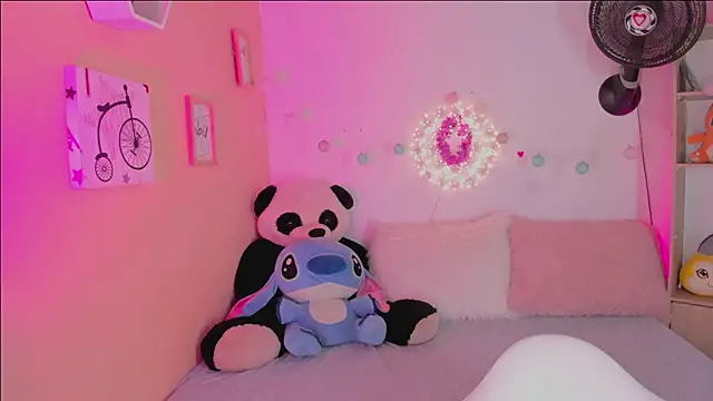 julietha bianco  online show from February 2025 01:52:02 AM