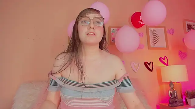 julietha bianco  online show from February 2025 08:43:02 PM