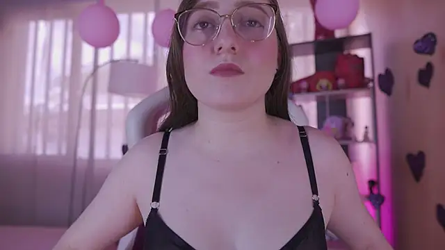 julietha bianco  online show from February 2025 07:21:01 PM