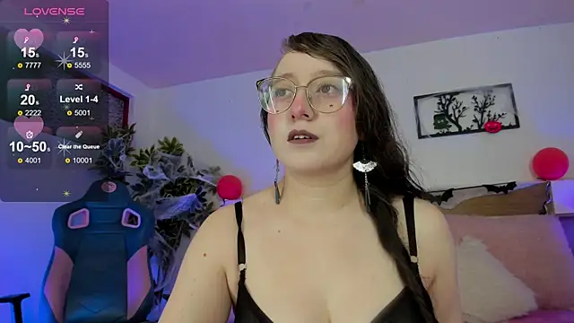 julietha bianco  online show from October 2025 02:21:02 PM