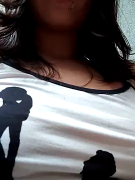 Snapshot of Maiden-Hot chatting on April 2026 08:13:02 PM Maiden-Hot online show from April 2026 08:13:02 PM