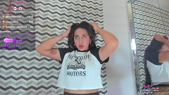 Snapshot of CALANTHELOVE1 chatting on March 2025 05:43:02 AM CALANTHELOVE1 online show from March 2025 05:43:02 AM