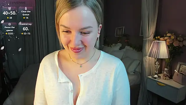 Nikki Kai online show from November 2025 12:27:01 AM