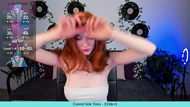SophieOuld online show from February 2025 09:11:01 AM