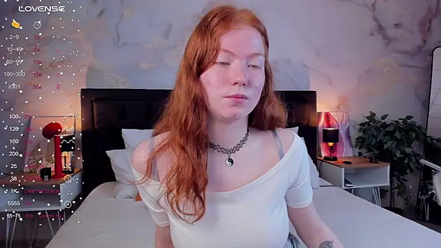 SophieOuld online show from September 2025 03:50:01 AM