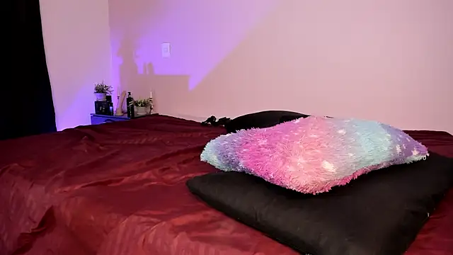 Snapshot of aleya_bliss chatting on February 2025 03:58:02 PM aleya bliss online show from February 2025 03:58:02 PM