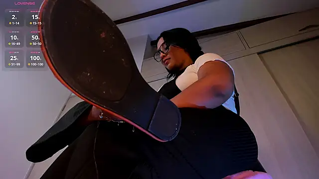 Snapshot of aleya_bliss chatting on September 2025 02:16:01 AM aleya bliss online show from September 2025 02:16:01 AM