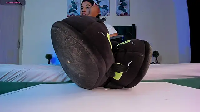 Snapshot of aleya_bliss chatting on November 2025 02:00:01 AM aleya bliss online show from November 2025 02:00:01 AM