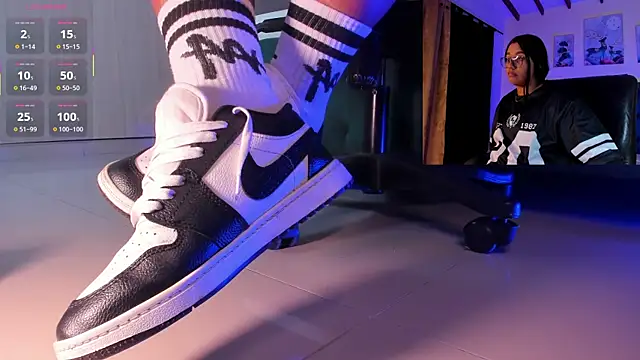 aleya bliss online show from November 2025 03:49:02 AM