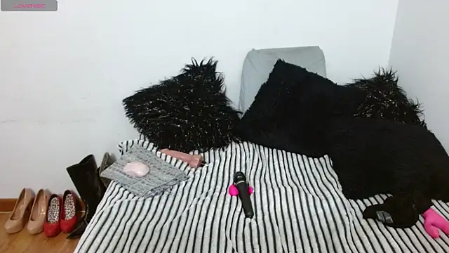 Snapshot of Lunasquirt1985 chatting on October 2025 11:43:01 AM Lunasquirt1985 online show from October 2025 11:43:01 AM