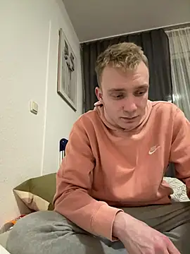 Snapshot of Yankees- chatting on February 2025 11:26:02 PM Yankees- online show from February 2025 11:26:02 PM