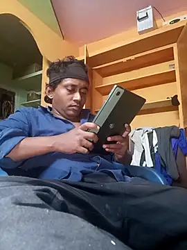 Snapshot of bigcock_thick chatting on February 2026 04:28:02 PM bigcock thick online show from February 2026 04:28:02 PM