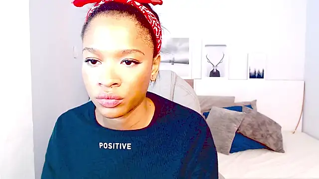 brendathompson  online show from October 2025 01:36:02 AM