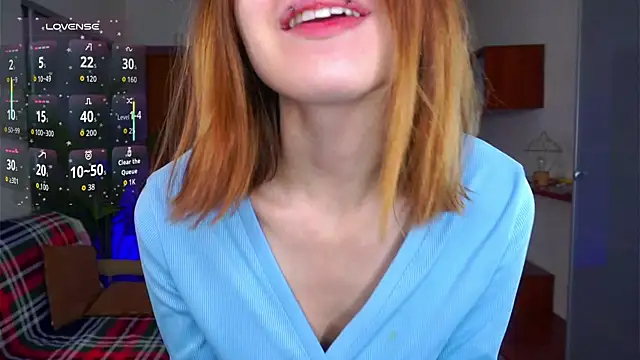 ErlinaBuoy online show from October 2025 05:41:01 AM