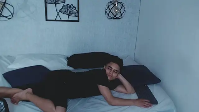 Snapshot of Liiamthompson chatting on March 2025 10:30:02 AM Liiamthompson online show from March 2025 10:30:02 AM