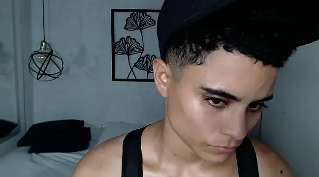 Snapshot of Liiamthompson chatting on March 2025 11:16:02 PM Liiamthompson online show from March 2025 11:16:02 PM