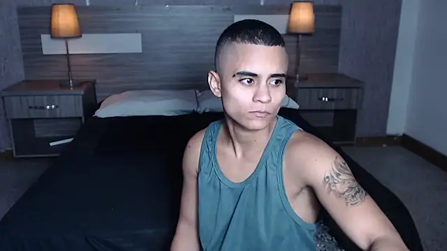 Snapshot of Liiamthompson chatting on September 2025 11:21:02 AM Liiamthompson online show from September 2025 11:21:02 AM