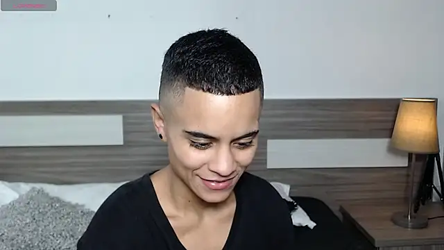 Snapshot of Liiamthompson chatting on November 2025 10:59:02 AM Liiamthompson online show from November 2025 10:59:02 AM