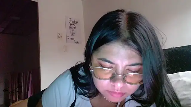 Snapshot of viccky_vick chatting on May 2026 09:16:01 PM viccky vick online show from May 2026 09:16:01 PM