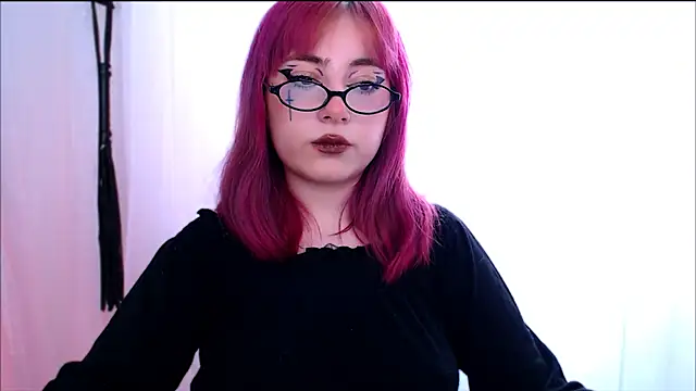 purplewitch online show from March 2026 06:07:02 AM