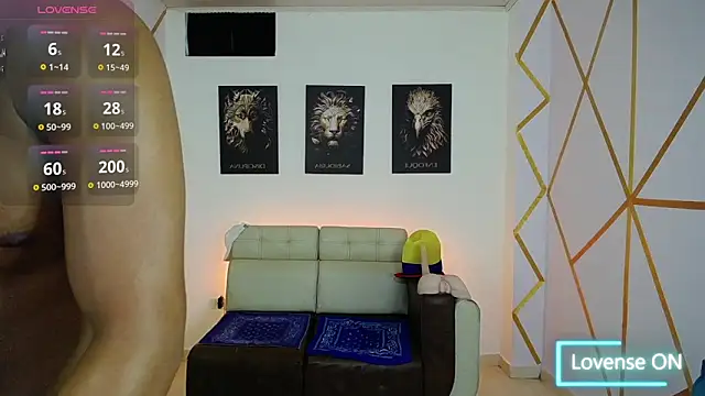 Snapshot of Dwayne_Brown chatting on February 2025 10:54:01 PM Dwayne Brown online show from February 2025 10:54:01 PM