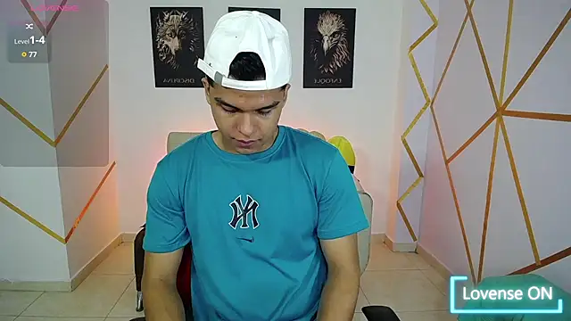 Snapshot of Dwayne_Brown chatting on February 2025 01:30:02 PM Dwayne Brown online show from February 2025 01:30:02 PM