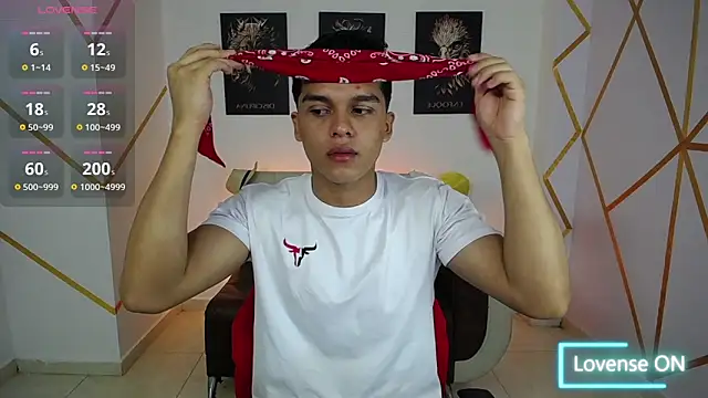 Snapshot of Dwayne_Brown chatting on March 2025 02:23:02 PM Dwayne Brown online show from March 2025 02:23:02 PM