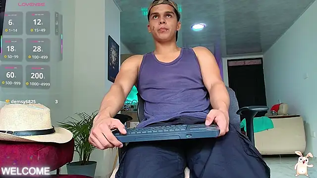 Snapshot of Dwayne_Brown chatting on September 2025 02:17:01 PM Dwayne Brown online show from September 2025 02:17:01 PM