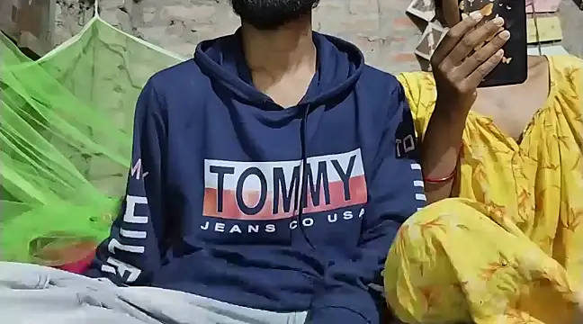 Snapshot of Multiple121 chatting on March 2025 09:03:02 AM Multiple121 online show from March 2025 09:03:02 AM