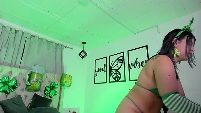 nicolee millerr online show from March 2026 12:41:01 PM