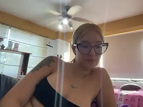 Snapshot of Mermaid-hana chatting on September 2025 11:46:02 AM Mermaid-hana online show from September 2025 11:46:02 AM