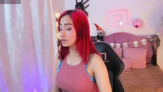 palmerfox tay online show from November 2025 03:31:01 AM